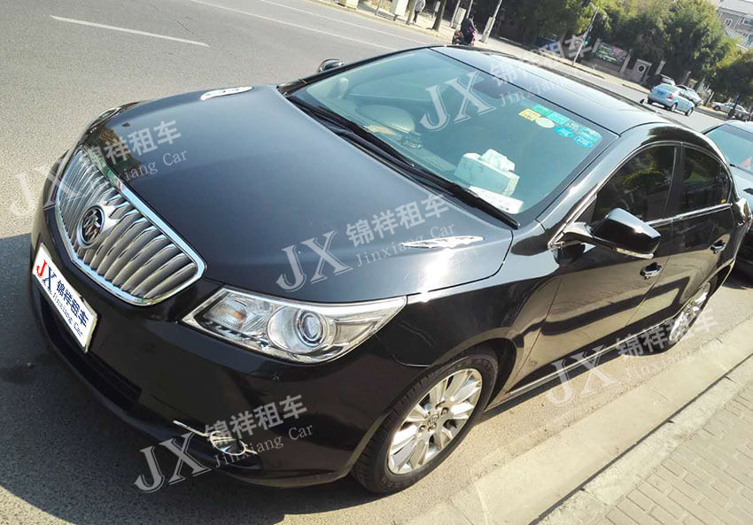 5座君威/君越包車